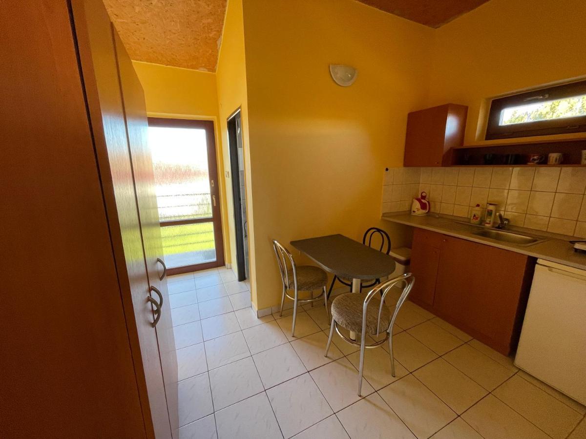 Apartmány Forró Rybárska Veľký Meder Kültér fotó