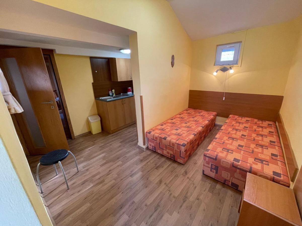 Apartmány Forró Rybárska Veľký Meder Kültér fotó