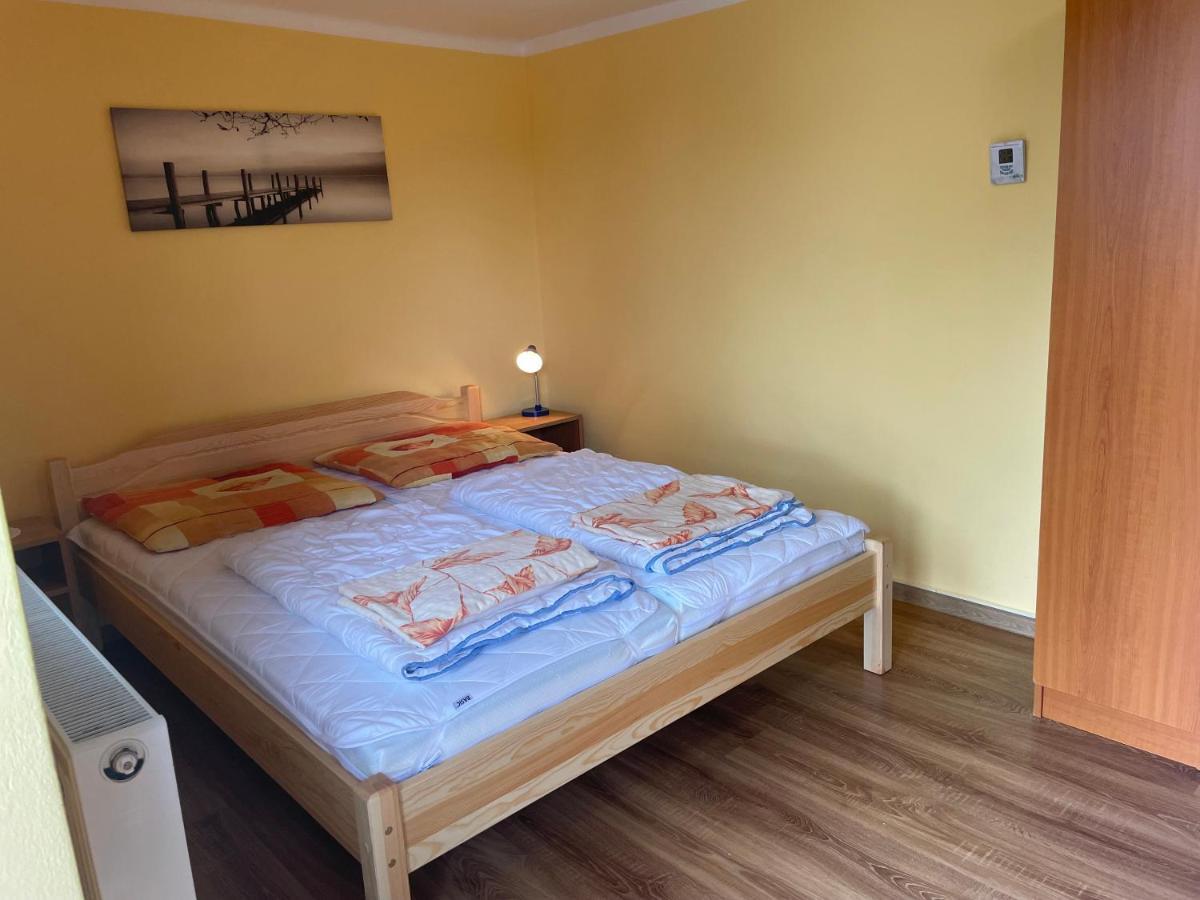 Apartmány Forró Rybárska Veľký Meder Kültér fotó